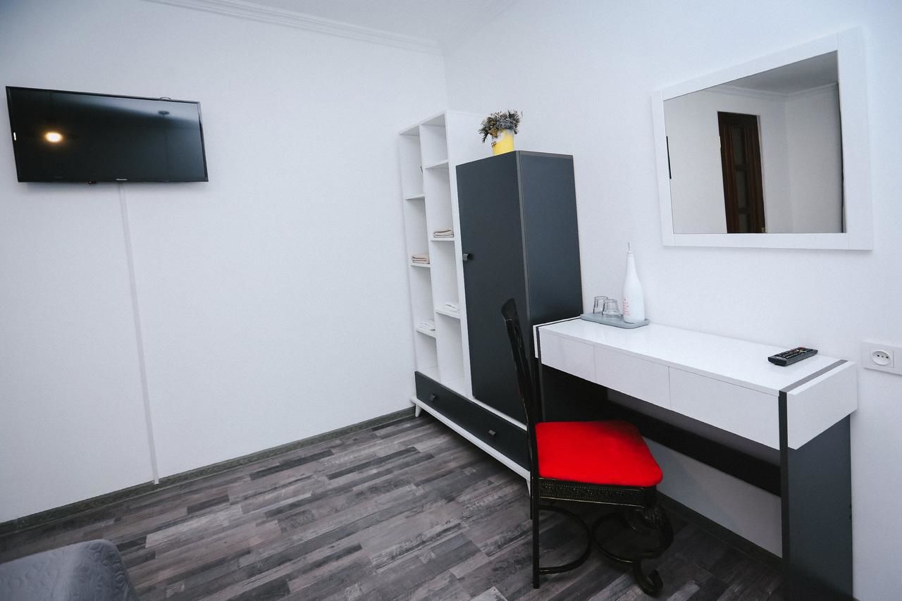 Отель Hotel King Tamari Кутаиси-14