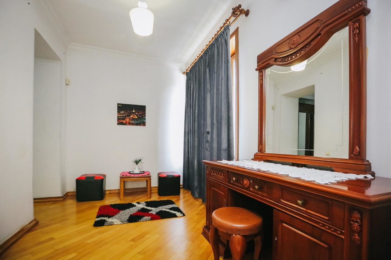 Отель Hotel King Tamari Кутаиси-24