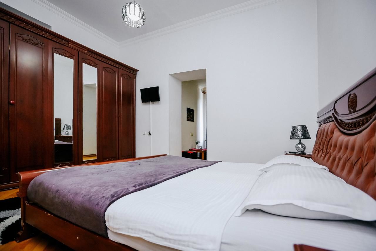 Отель Hotel King Tamari Кутаиси-45