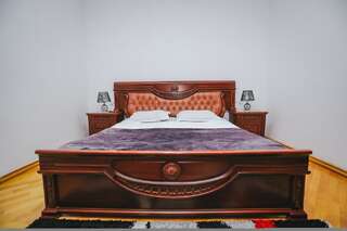 Отель Hotel King Tamari Кутаиси Люкс-1