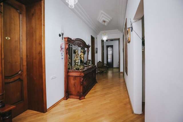 Отель Hotel King Tamari Кутаиси-36